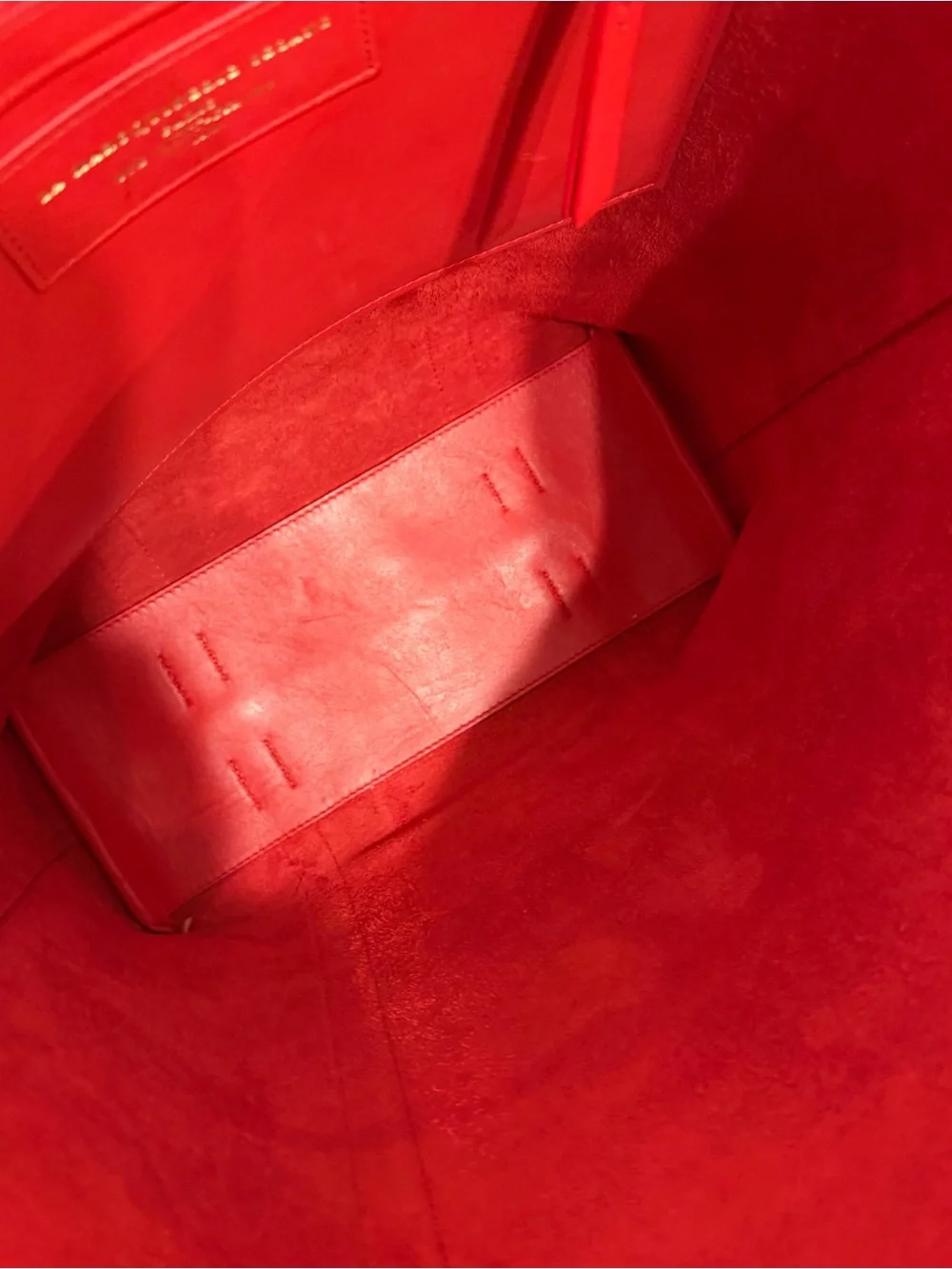 Sezane "The Tote" in Patent Red - Picture 11 of 14